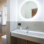 Domus Nova - Finestra Sui Tetti