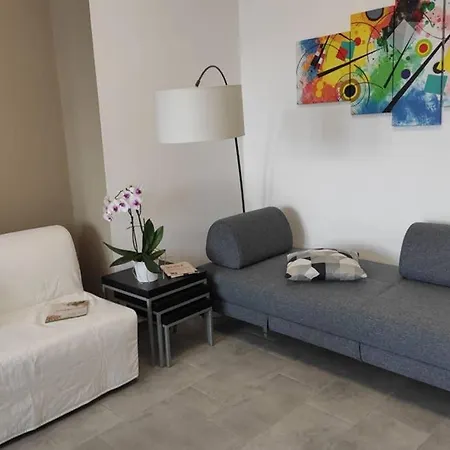 Apartment Domus Nova - Finestra Sui Tetti