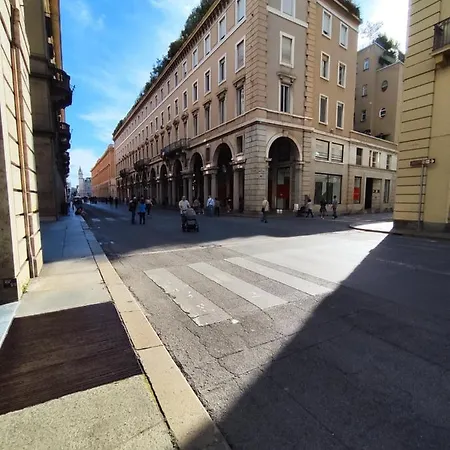 Finestra Sui Tetti Di Appartamento *