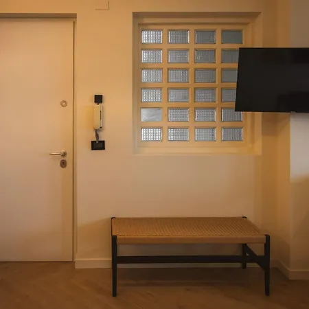 Apartment Domus Nova - Finestra Sui Tetti *