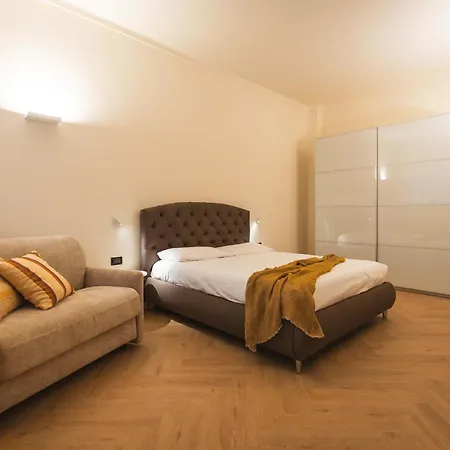 Domus Nova - Finestra Sui Tetti