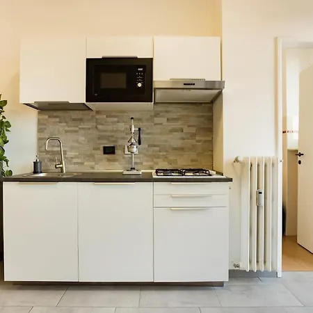 Finestra Sui Tetti Di *