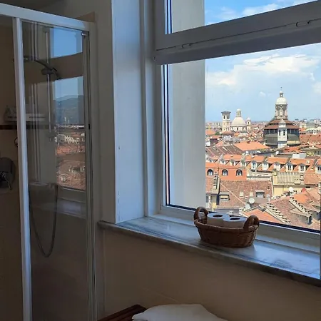 Finestra Sui Tetti Di Torino