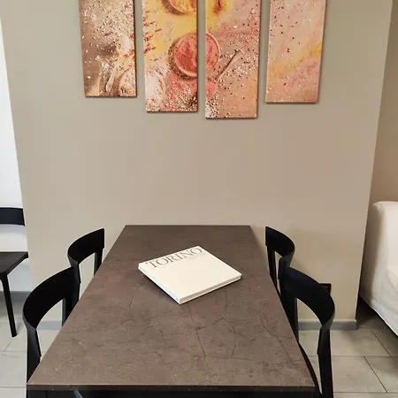 Finestra Sui Tetti Di Appartamento *