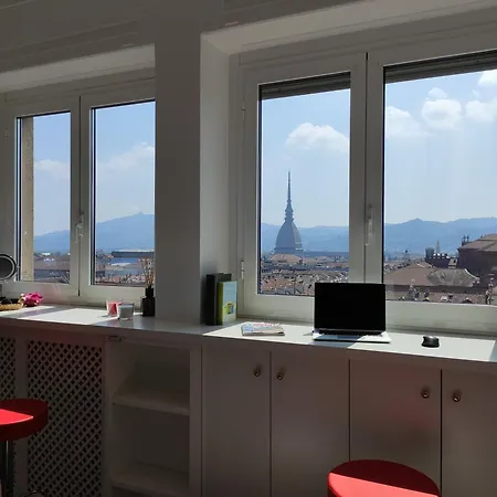 Finestra Sui Tetti Di Appartamento *