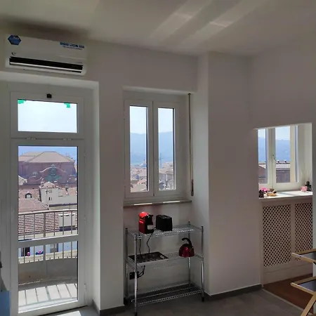 Finestra Sui Tetti Di