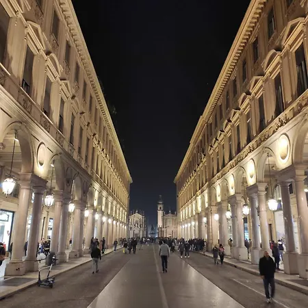 Finestra Sui Tetti Di Appartamento