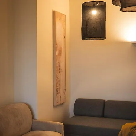 Finestra Sui Tetti Di *