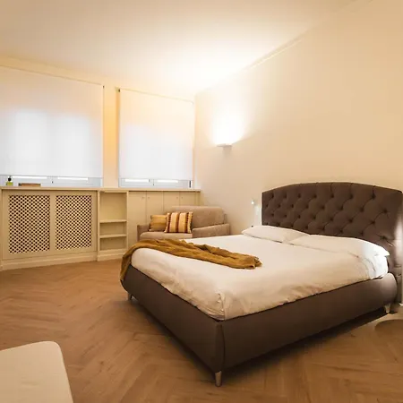 Finestra Sui Tetti Di