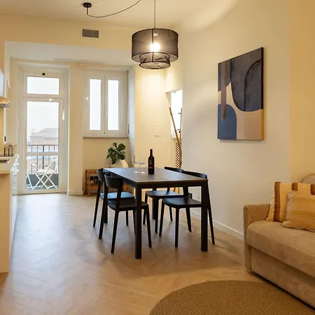 Finestra Sui Tetti Di