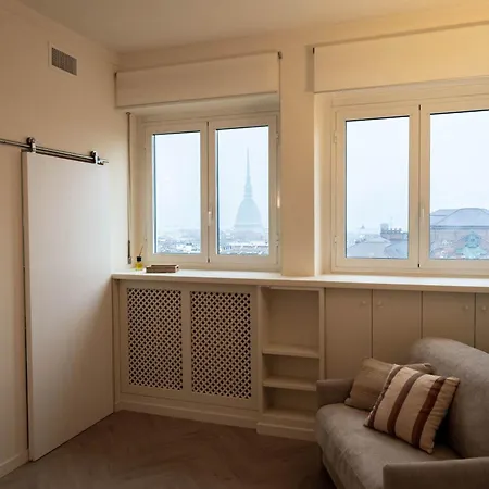 Appartamento Finestra Sui Tetti Di